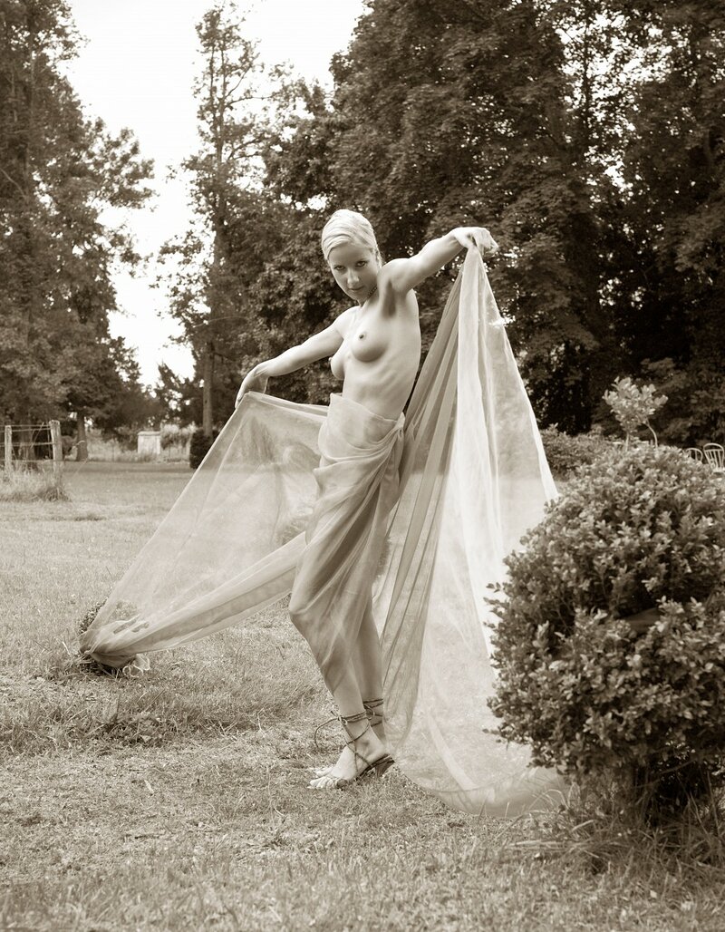 Любовь, 22 года, 0 размер груди